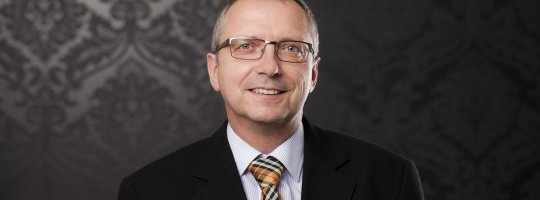 Dipl. Ing. Uwe Zimmermann Dipl. Ing. Uwe Zimmermann